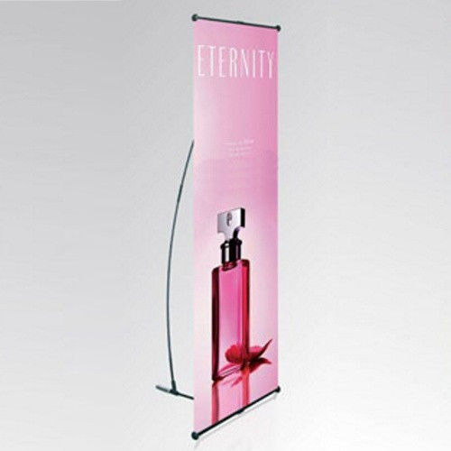 L banner stand