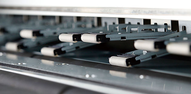 Mutoh ValueJet VJ-1628MH Hibridni resin tiskalnik
