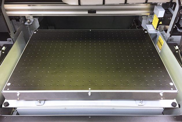 Mutoh XpertJet XPJ-461UF namizni UV tiskalnik za predmete
